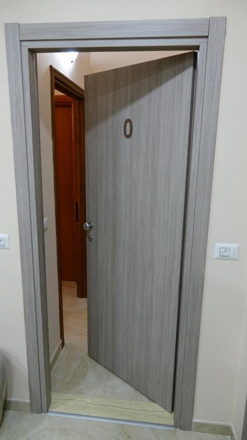 Cairoli Exclusive Rooms & Suite Brindisi Dış mekan fotoğraf