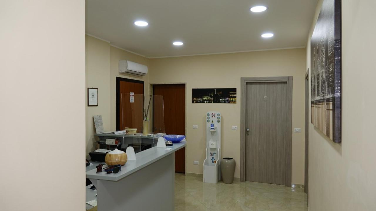 Cairoli Exclusive Rooms & Suite Brindisi Dış mekan fotoğraf