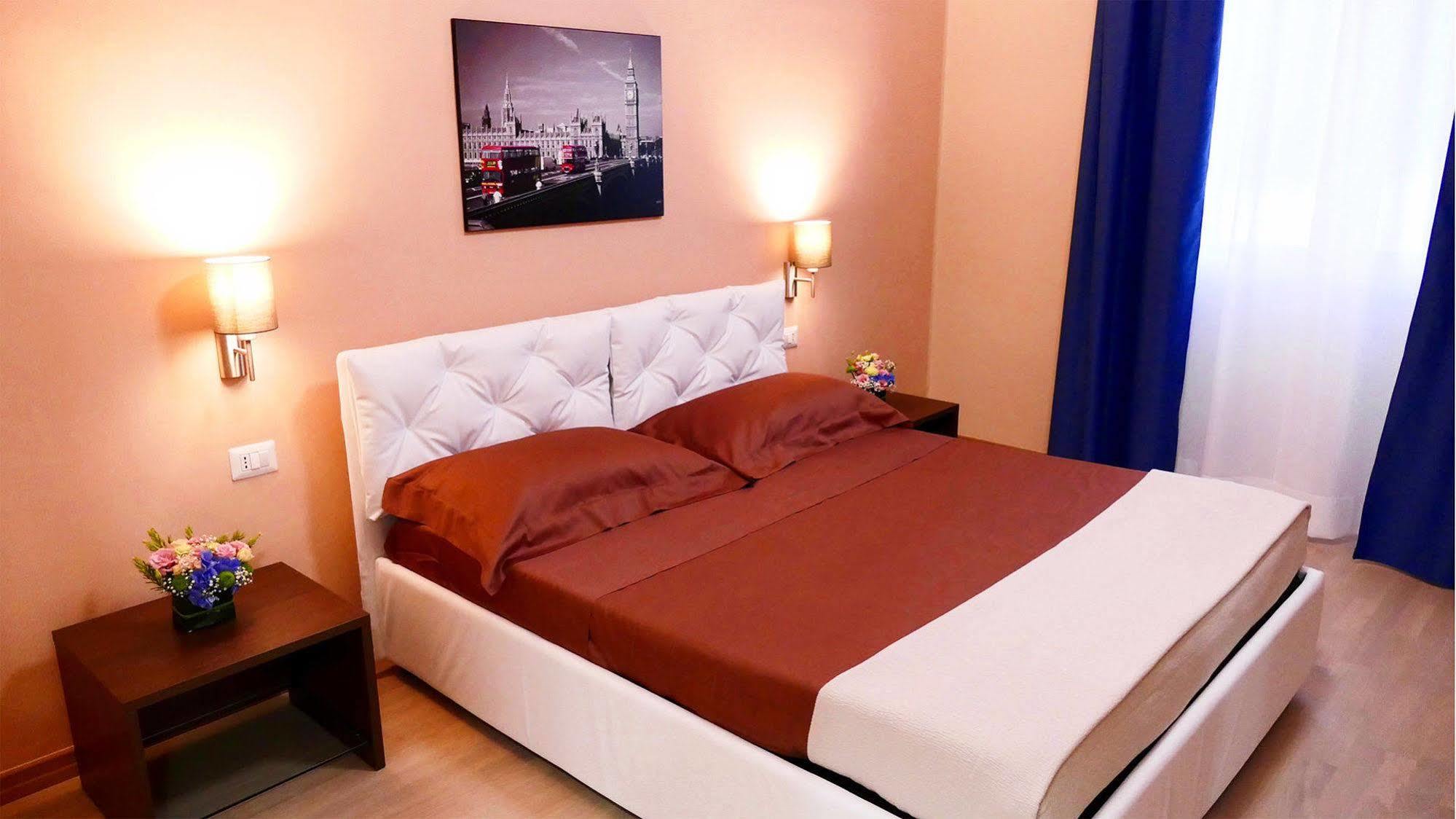 Cairoli Exclusive Rooms & Suite Brindisi Dış mekan fotoğraf