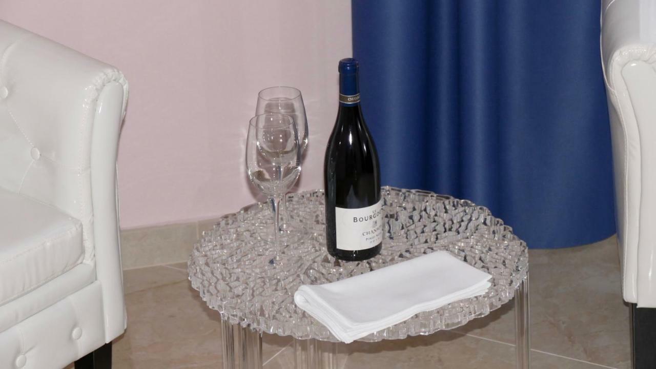Cairoli Exclusive Rooms & Suite Brindisi Dış mekan fotoğraf